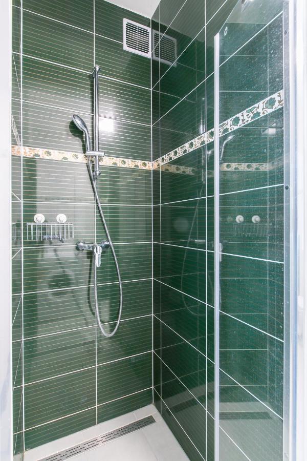 Cozy Apartment In Quiet Courtyard Near Charles Bridge Prague Ngoại thất bức ảnh